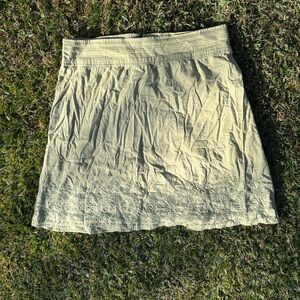 Merona 100% cotton embroidered pastel green skirt